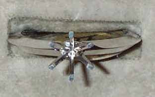 R1258